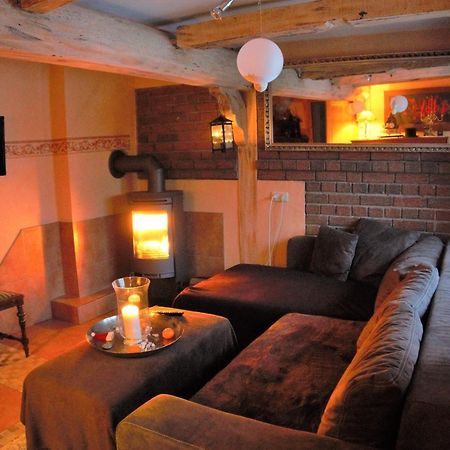 Altes Landhaus Oste, Klavier Appartement, 2 Zimmer Mit Kamin Hemmoor المظهر الخارجي الصورة