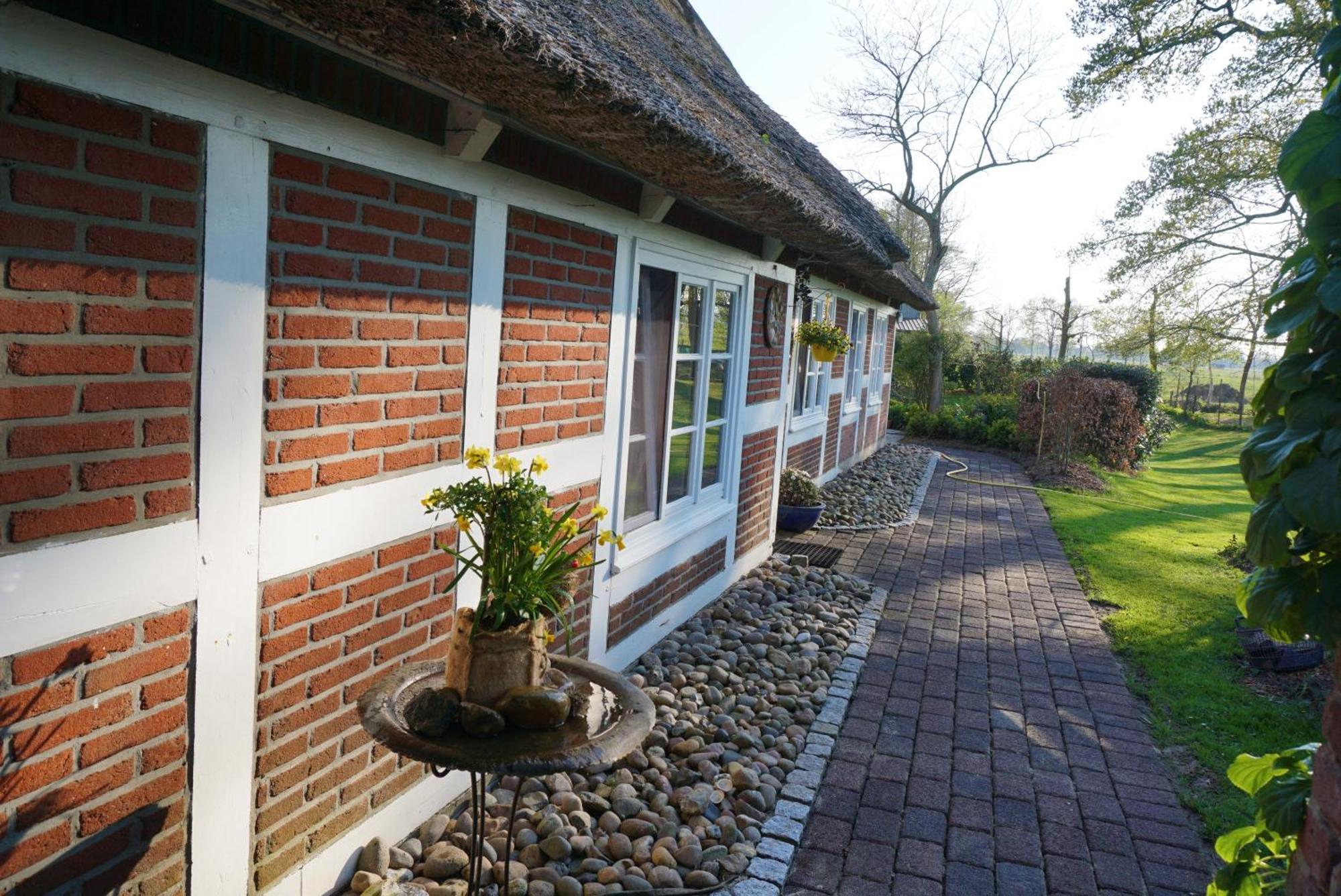 Altes Landhaus Oste, Klavier Appartement, 2 Zimmer Mit Kamin Hemmoor المظهر الخارجي الصورة