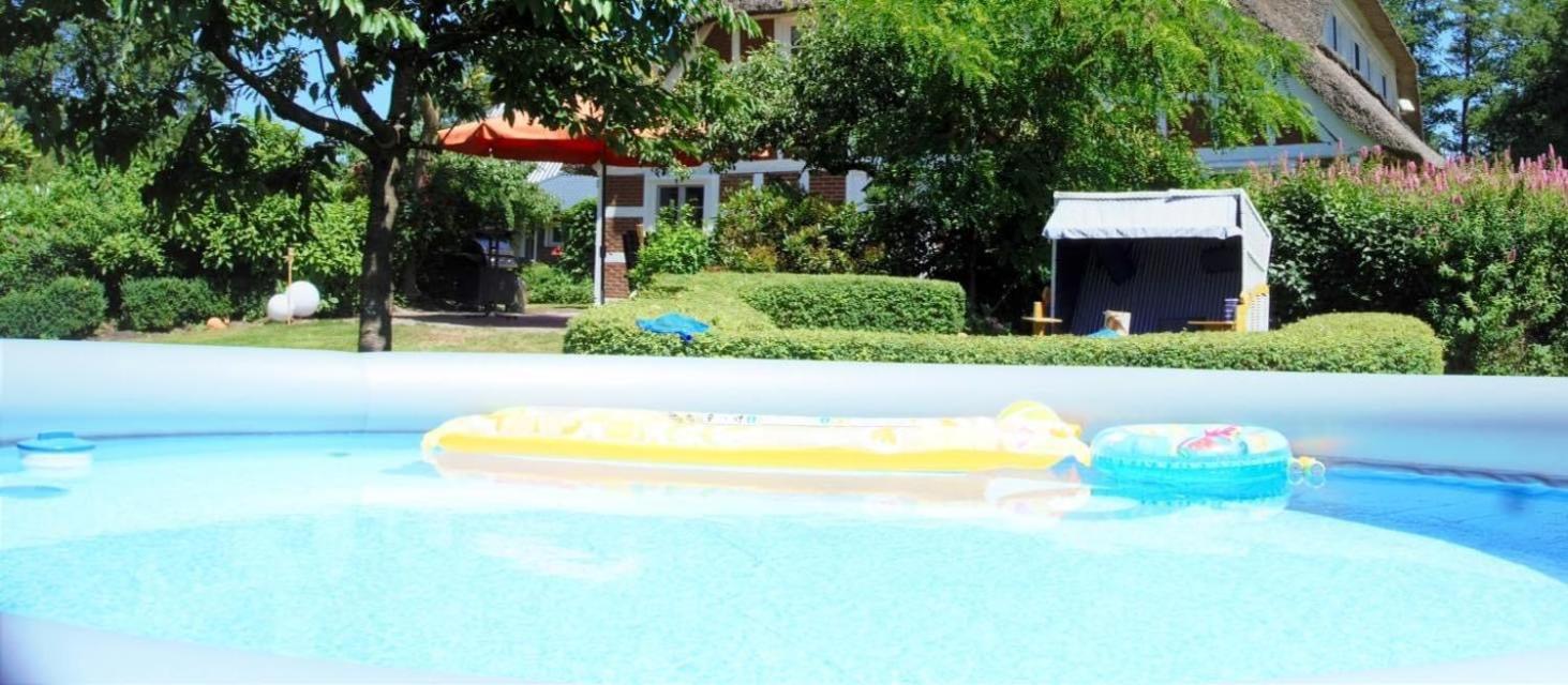 Altes Landhaus Oste, Klavier Appartement, 2 Zimmer Mit Kamin Hemmoor المظهر الخارجي الصورة