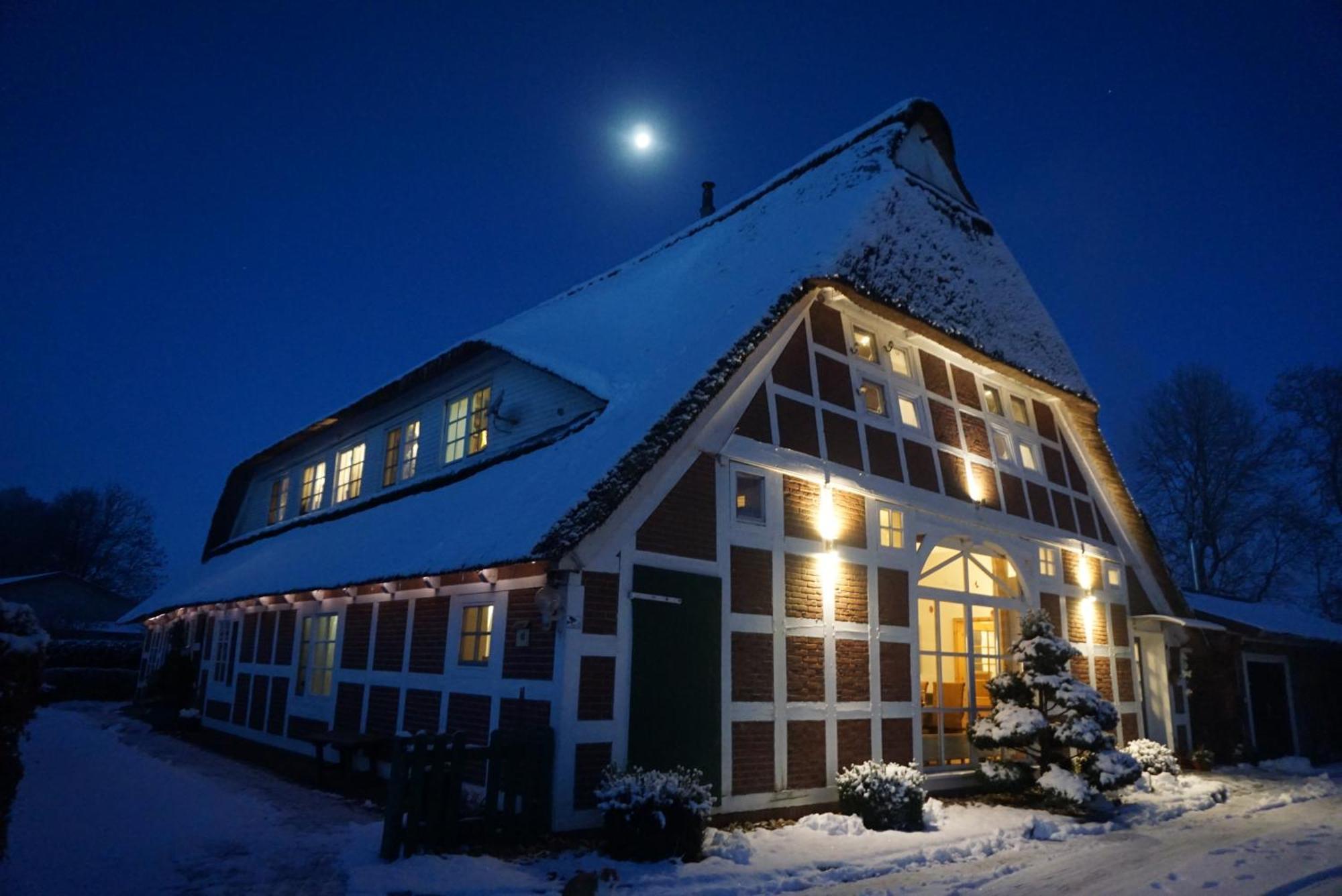 Altes Landhaus Oste, Klavier Appartement, 2 Zimmer Mit Kamin Hemmoor المظهر الخارجي الصورة