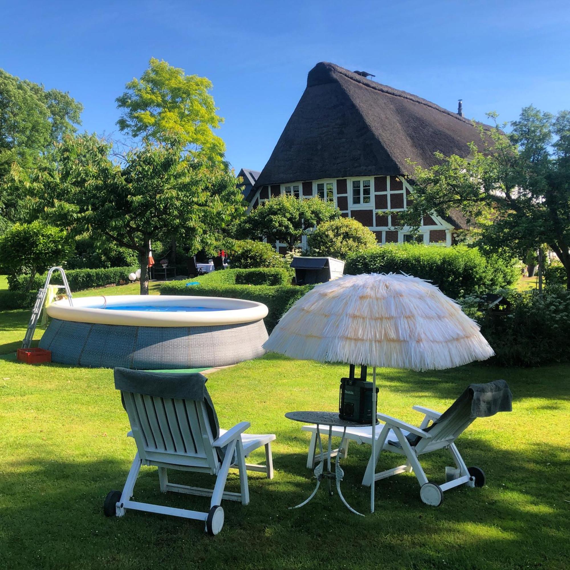 Altes Landhaus Oste, Klavier Appartement, 2 Zimmer Mit Kamin Hemmoor المظهر الخارجي الصورة